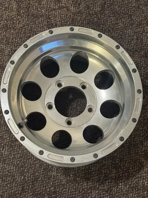 Llantas de aleación American Eagle 16 pulgadas 5x5,5 Foto 1 de 4