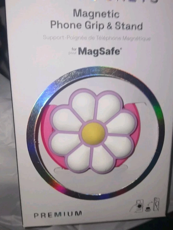PopSockets Magnetic Phone Grip and Stand for MagSafe - Doodle Daisy Boca - Image 1 of 1