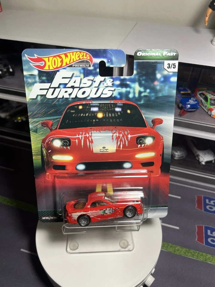 Hot Wheels Premium Original Fast & Furious Red Dom’s Mazda RX-7 Carded 2017 - Image 1 of 4