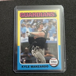 2024 Topps Heritage High Number Rookie Kyle Manzardo Guardians Autogramm - Bild 1 von 2