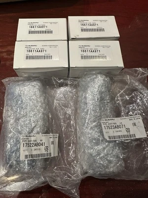 Juego de inyectores de combustible con riel para 17-25 Subaru Impreza Crosstrek 2.0 16611AA971 Foto 1 de 3