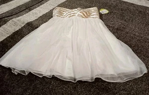 Pailletten Herzen Elfenbein mit Gold Pailletten Trägerlos Kurz Gefüttert Kleid Gr. 3 Neu - Bild 1 von 2