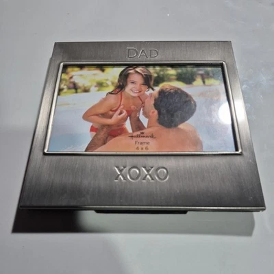Dad Father Metal Photo Picture Frame 4 x 6, Father’s Day,XOXO - Image 1 of 4