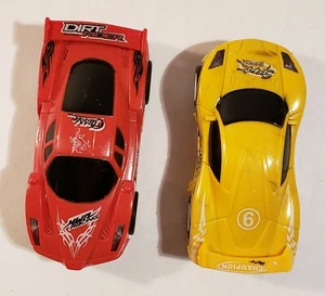 2 Vintage Slot Cars - Plastic - Can not find maker Some Wear - Bild 1 von 8