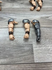 Marvel Legends The Allfather King Odin BAF Left & Right Arms Armor Included - Bild 1 von 2