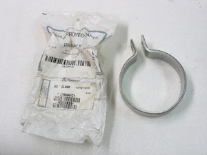 New 2594041C1 New International 4" Normal Exhaust Clamp W302839 NOS - Picture 1 of 5