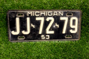 Original 1953 State of Michigan KOREAN WAR Era LARGE Heavy Metal License Plate - Bild 1 von 2