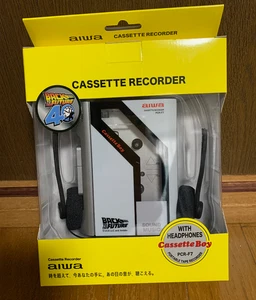 Aiwa Ritorno al Futuro Lettore Cassette Portatile Collaborazione Donki - Foto 1 di 3