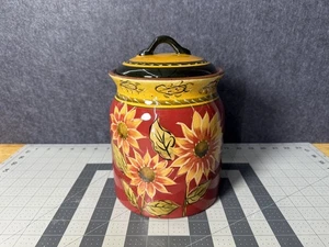 Biscottiera Biscottiera Pier 1 Imports Girasole Terracotta con Coperchio 8,5" Dipinta a Mano - Foto 1 di 15