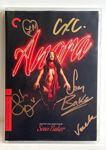 Cubierta de DVD Anora firmada por Sean Baker +4 con CD PSA AR01157 - Imagen 1 de 4