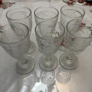 Set of 6 Vintage Arcoroc France Clear Molded Embossed Fruit Design Goblets  - Picture 1 of 4