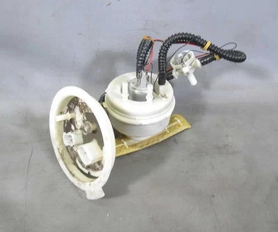 BMW F10 535i F12 640i 2010-2017 bomba de suministro de combustible de gasolina de fábrica N55 6 cilindros usada OE Foto 1 de 3