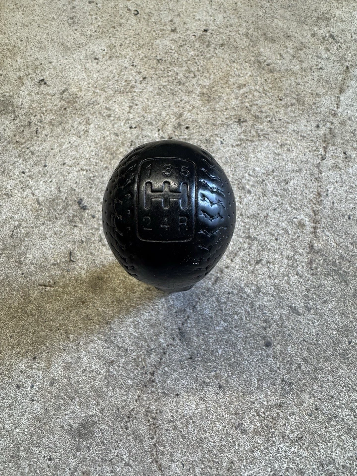 1997-2006 Honda CR-V 5 Speed Manual Transmission Gear Shift Knob Black OEM - Image 1 of 4
