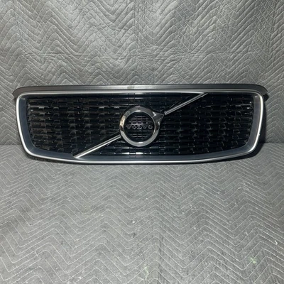🌟2016-2025 Volvo XC90 R-Design передняя решетка черная с хромированной рамкой 🌟 - Изображение 1 из 4