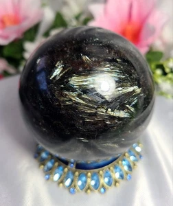 X Grande 74mm Bonito Granate Arfvedsonita y Astrofilita Esfera 631g Bola de Cristal - Imagen 1 de 13