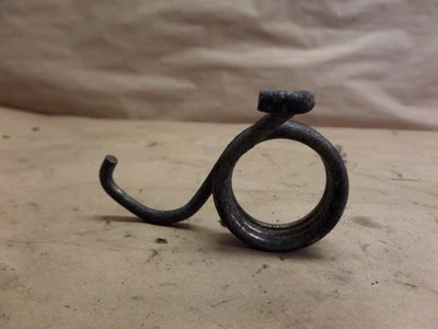 1982 Honda Gl1100 Goldwing suporte central mola - Imagem 1 de 4