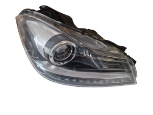 BRAND NEW Headlamp for Mercedes Benz C Class XENON HEADLIGHT Right Hand Side - Picture 1 of 11