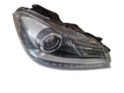BRAND NEW Headlamp for Mercedes Benz C Class XENON HEADLIGHT Right Hand Side - Image 1 of 4