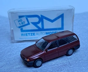 Opel Astra Kombi, verschiedene Farben , Rietze 20480 - Bild 1 von 3
