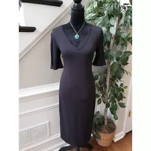 Amour Vert Mizu Knee Length Dress Women Medium Black Solid Short Sleeve V-Neck - Picture 1 of 14