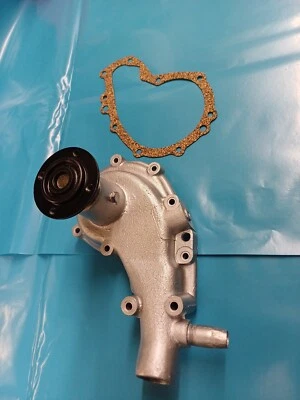 ROVER P5 MKII MKIII 3 LITRE  RECONDITIONED  WATER PUMP SOLD ON  EXCHANGE - Image 1 of 4