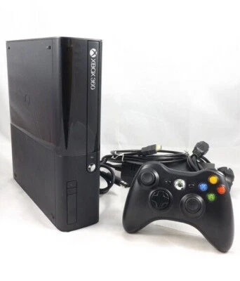 Microsoft Xbox 360 S 250 GB Gloss Schwarz Spielekonsole (PAL) - Bild 1 von 2