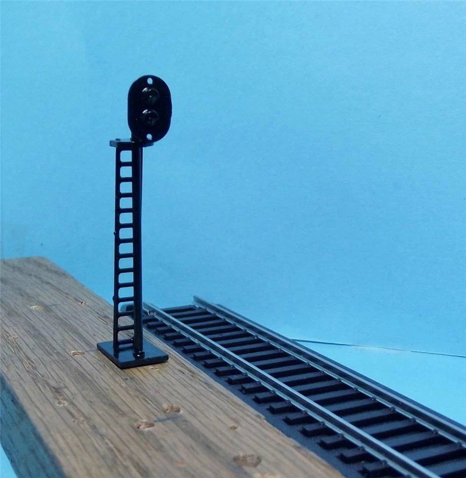 HO Scale Railroad Block Signals Manual Operating 2 Color Block Signals W/Diagram - Image 1 of 1