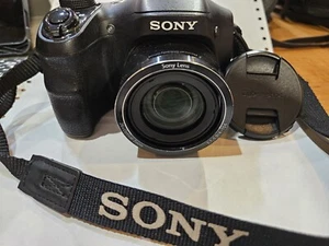 Sony Cyber-Shot fotocamera - Foto 1 di 6