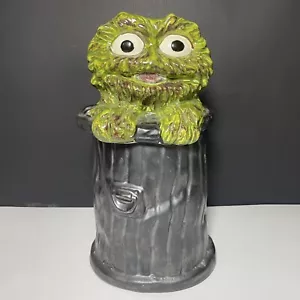 Barattolo biscotti vintage Sesame Street Oscar The Grouch ceramica 10,75” alto x 6” - Foto 1 di 15