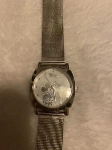 Disney Watch, Silver, Used - Picture 1 of 3