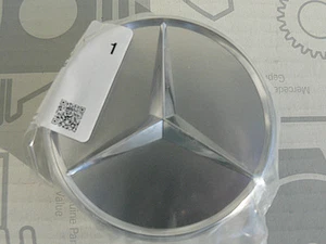 Genuine Mercedes center hub cap alloy wheels "silver" W126 W124 R129 W140 NOS! - Picture 1 of 1