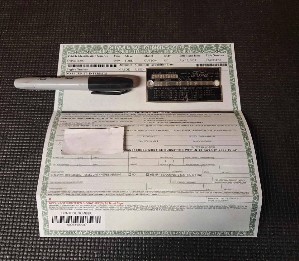 Ford Custom 300 1959 sedán de 4 puertas etiqueta de datos y envío en papel a todo el mundo Foto 1 de 2