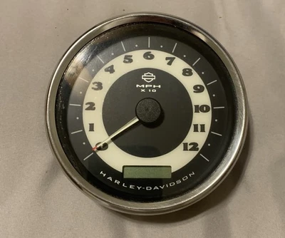 Harley Davidson OEM 05 Softail Deluxe FLSTN Speedometer  67438-05 - Image 1 of 3