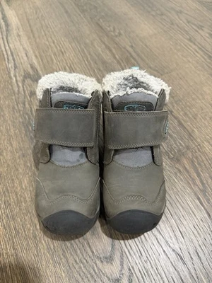 Keen Kids Winter Boot Size 10M - Image 1 of 4