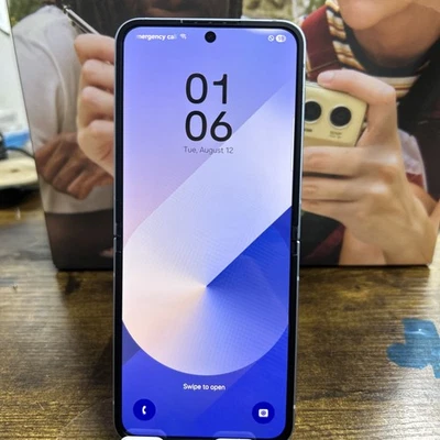 PARA REPUESTOS - Samsung Galaxy Z Flip6 5G Azul 256GB - Celular EE. UU.... ¡LEER EDICIÓN!!  Foto 1 de 4