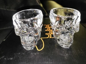 Crystal Head Vodka 1 Oz Skull Shot Glasses Set of 2 - Picture 1 of 4