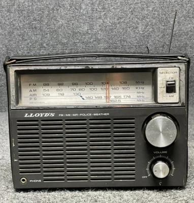 Lloyd’s N766 Vintage Radio 📻 AM/FM/Air-Police-Weather Portable 8W - Image 1 of 4