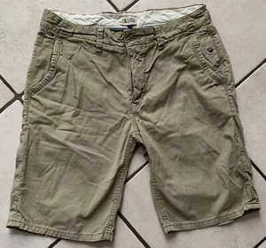 HILFIGER kurze Shorts in kaki/ grün Bermuda W 32 Top Zustand, wenig getragen - Bild 1 von 12