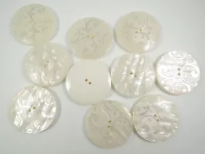10 x große riesige riesige irisierende Perlen weiß Nähen Knöpfe 38 mm 1,5 cm - Bild 1 von 8