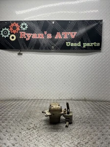 04 Arctic Cat 300 4x4 Rear Spindle Knuckle Left Right - Picture 1 of 6