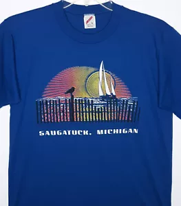 T-shirt Saugatuck Michigan taglia L grande barca a vela tramonto vernice a soffietto vintage USA - Foto 1 di 8