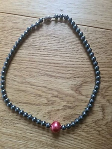 Pfeffinger Hämatit Collier mit Muschelkernperle rot 40 cm - Bild 1 von 1