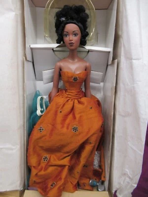 Madame Alexander ALEX - Grand Entrance Paris 16" doll in box - Image 1 of 4