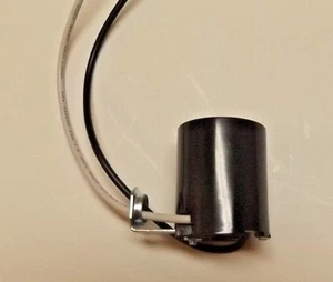 FENOLIC TOMA SIN LLAVE CON CHUPETÓN DE MONTAJE LATERAL Y CABLES DE 7" 1/8IP NUEVO 47695JB - Imagen 1 de 5