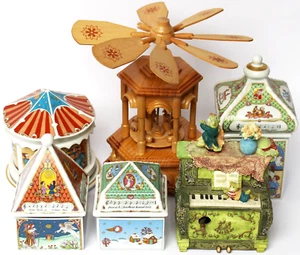 6 Spieluhren Pyramide Bären Hutschenreuther Weihnachten 1998-2004 Porzellan Holz - Bild 1 von 5