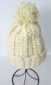 Womens/Mens/Unisex Ivory Pom Pom OS Beanie Hat Handmade Crochet Knit - Picture 1 of 3