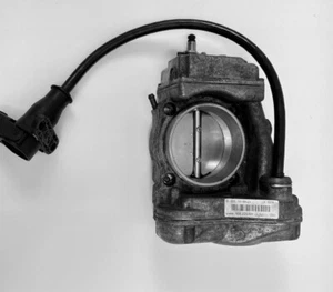 0001414925 Mercedes Throttle Body - Foto 1 di 1