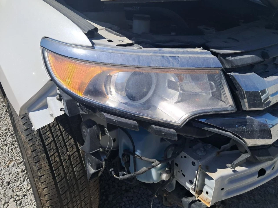 Conjunto de faros derechos Ford Edge 2014 pasajero OEM usados 131 k millas Foto 1 de 4