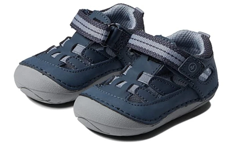 Stride Rite SM Sonny темно-синий кроссовок/сандалии, для мальчиков размер: 5 М, BB015003 - Изображение 1 из 4