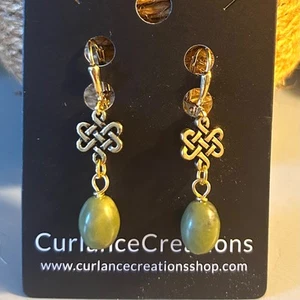 Connemara Marmorfass Ohrringe von CurlanceCreations - Bild 1 von 5